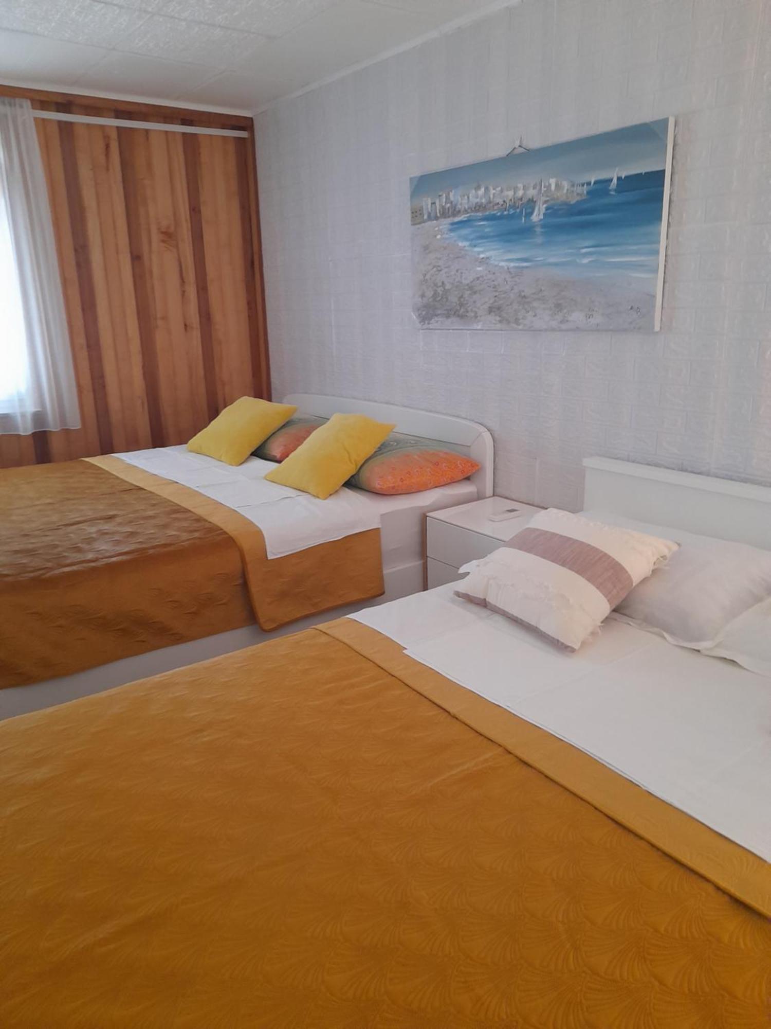 Apartment Milka By The Sea Karlobag Buitenkant foto