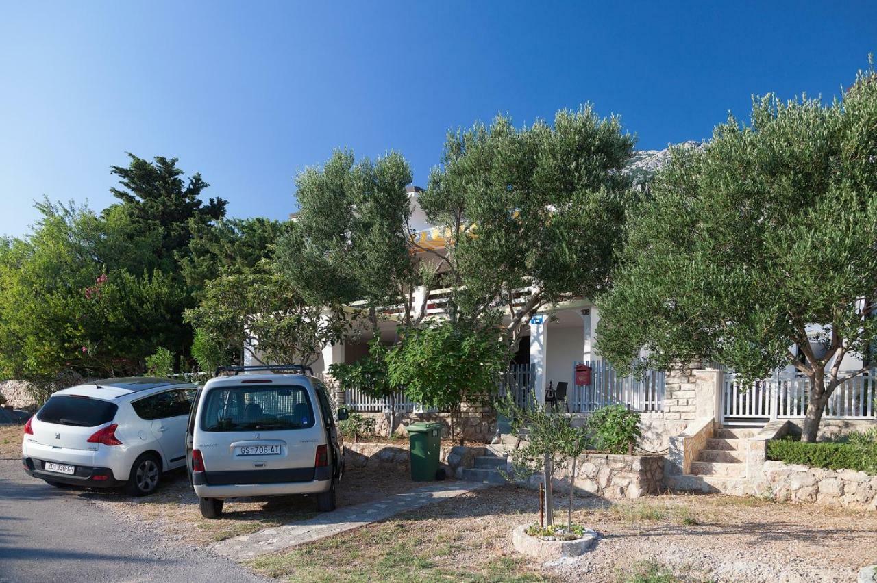 Apartment Milka By The Sea Karlobag Buitenkant foto